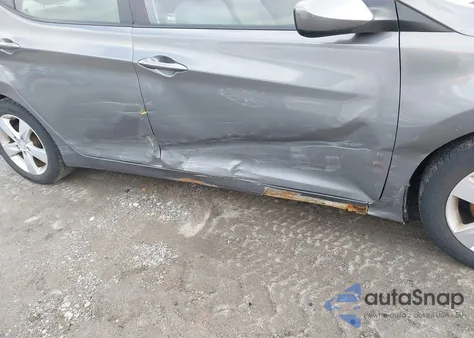 2013 Hyundai Elantra Gls from USA, damaged, VIN 5NPDH4AE4DH293163